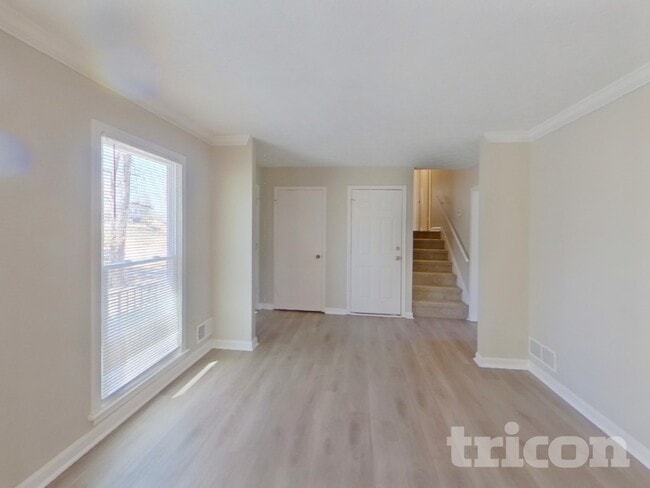 Photo - 1763 Lamancha Dr NW