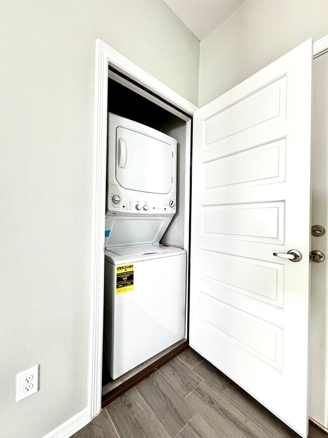Photo - 3012 W Kenwood St Unit 2
