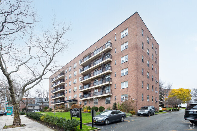 Photo - Cryder Point Co-op Apartments