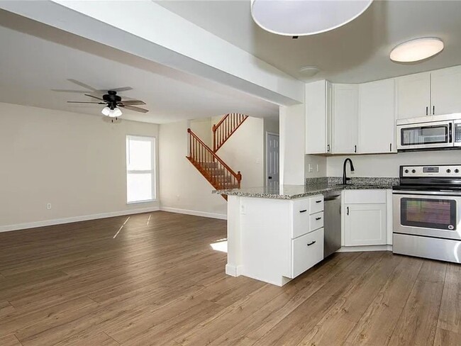 Photo - 2845 Smokehouse Way