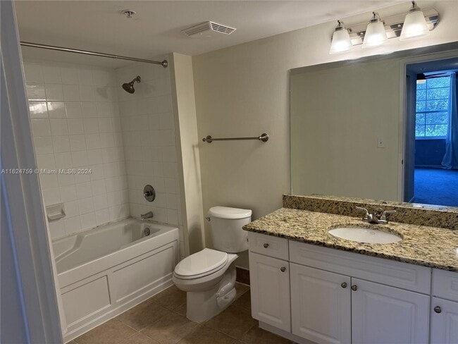 Photo - 520 SE 5th Ave Unit VICTORIA PARK CONDO