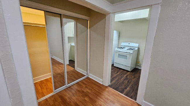 Photo - 1026 Ingraham St Unit 108