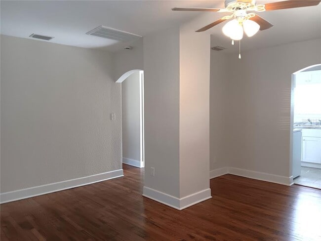 Photo - 5244 6th Ave N