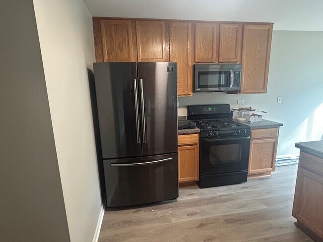 Photo - 508 Metropolitan St