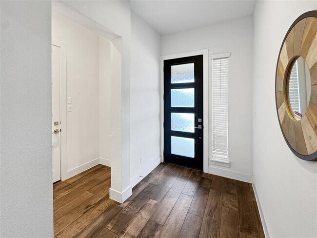 Photo - 1304 Westborough Ln