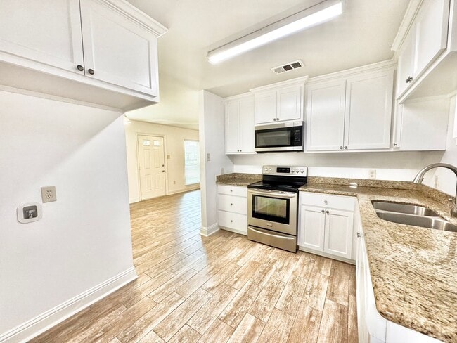 Photo - Updated 3 Bedroom Home in Denham Springs