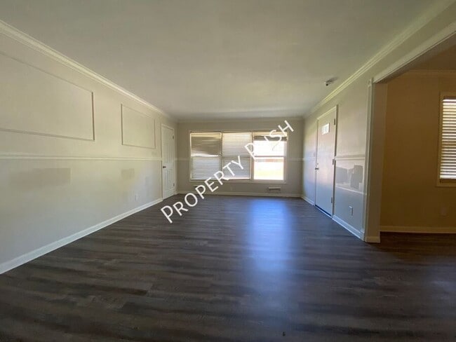 Photo - 4726 Fairwood Ln