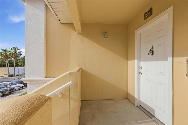 1015 Villagio Cir Unit 202