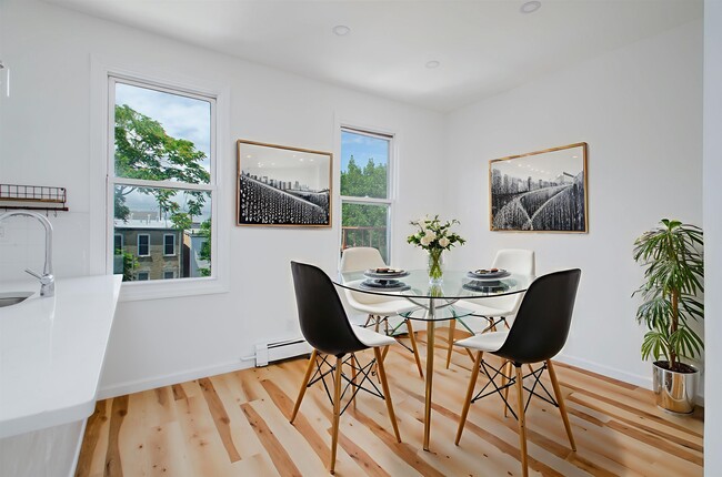 Photo - 251 Halladay St Unit 2