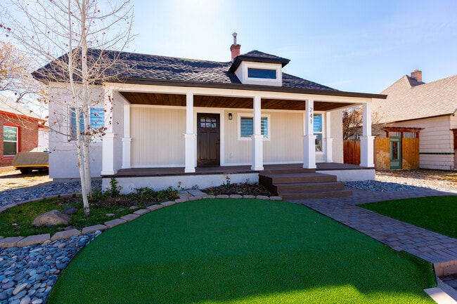 Photo - 241 Gunnison Ave