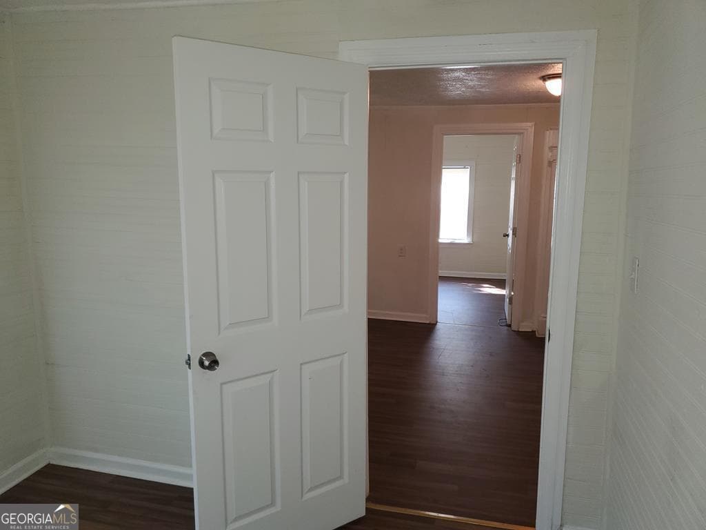 Photo - 310 Roberts St