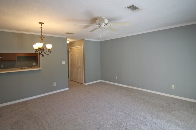 Northeast Pensacola 2BR Townhome with Private Patio, Partially Fenced Yard & Jack-and-Jill Bath