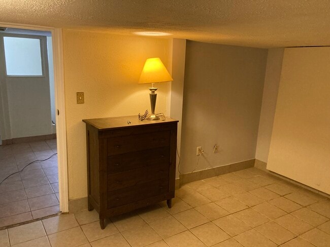 Photo - 168 Flax Hill Rd Unit 1