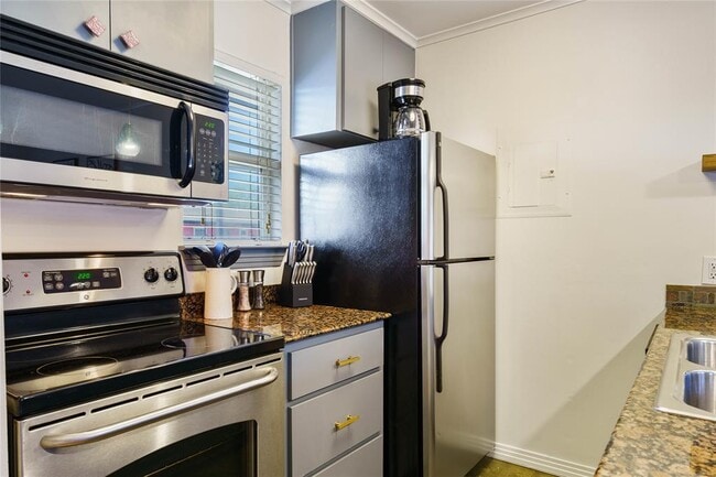 Photo - 1422 Collier St Unit 214