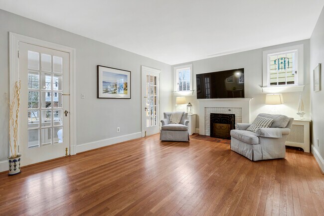 Photo - 5334 Nebraska Ave NW