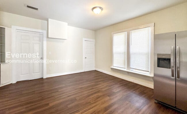 Photo - 1629 Alemeda Ave SW