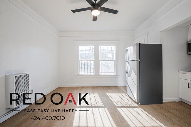 Photo - 1026 W 22nd St Unidad 4