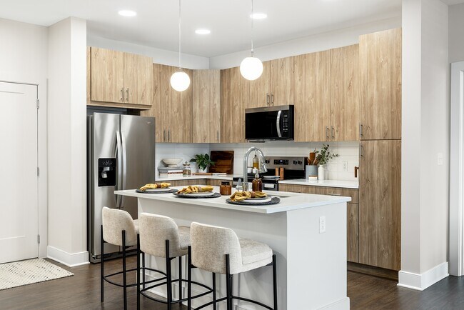 Photo - The Ironwood at Waldorf Station