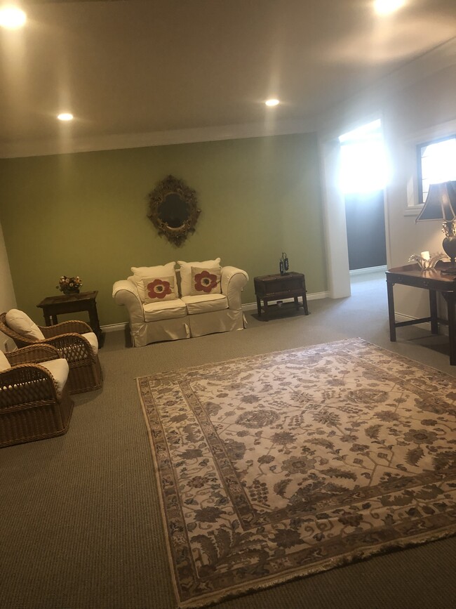 Photo - 6627 Crest Top Dr