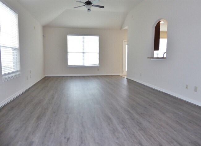 Photo - 10225 Wood Fern Ct