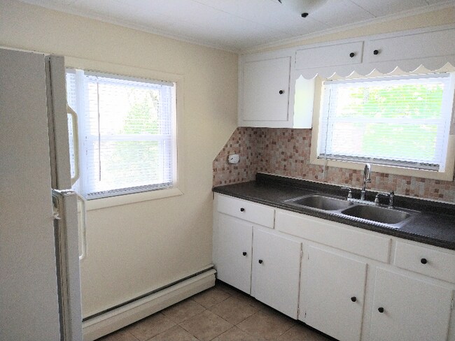 Photo - 261 S Riverside Rd Unidad B