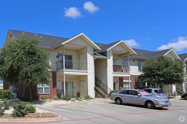 Deer Creek Apartments San Antonio