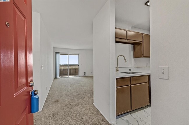 Photo - 681 Royston Ln Unit 331