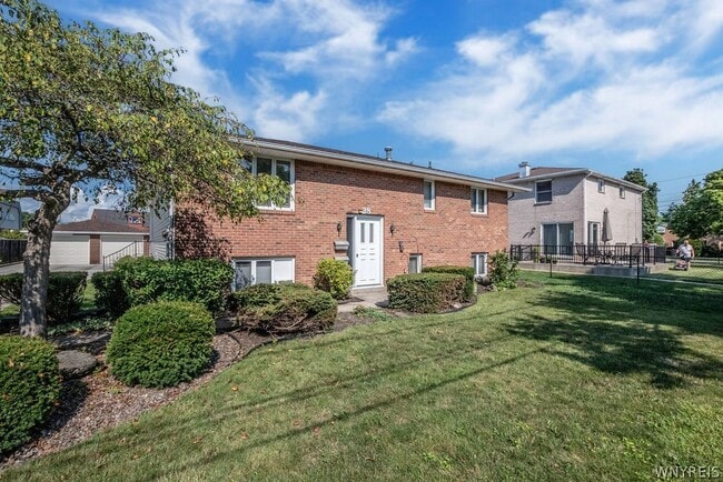 Photo - 28 Mead St