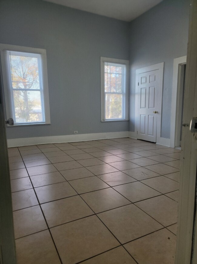 Photo - 219 E 3rd St