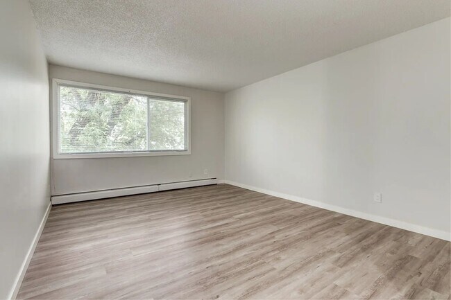 Building Photo - Williamson Manor