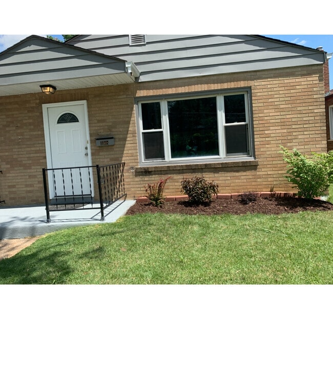 Building Photo - 1108 Ferguson Ave Rental