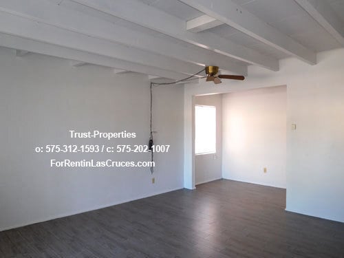 Photo - Great 3/1 with large yard close to NMSU