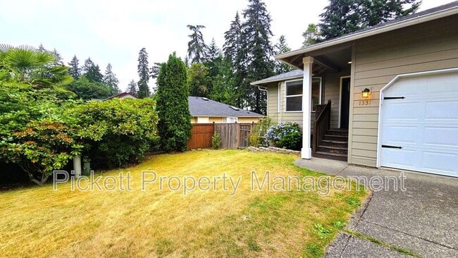 Photo - 1331 NE Gilmax Ln