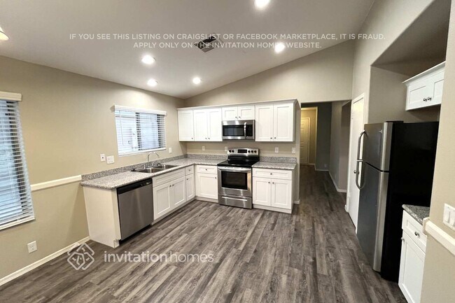 Photo - 15725 W Smokey Dr