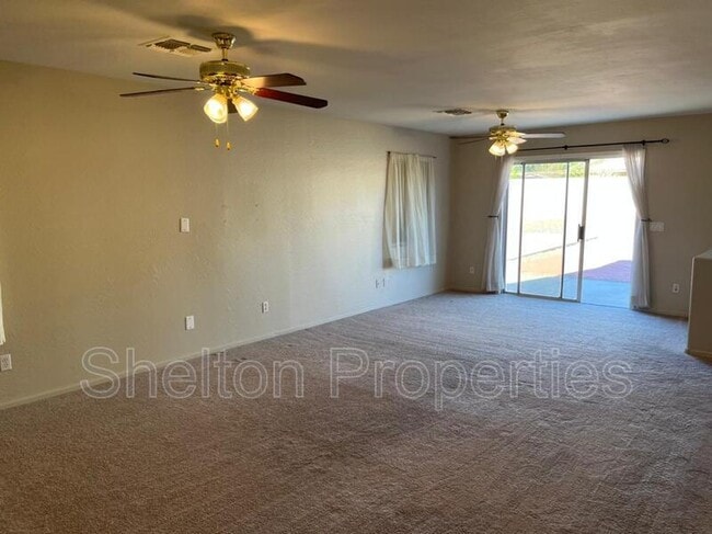 Photo - 12532 W Myer Ln