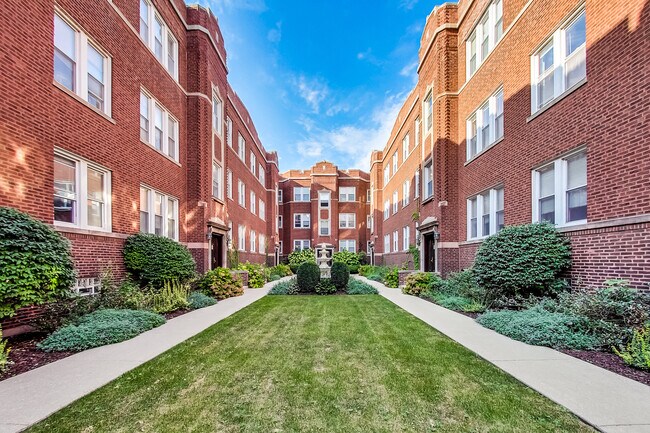 Photo - 1346 1/2 W Estes Ave Unit 3W