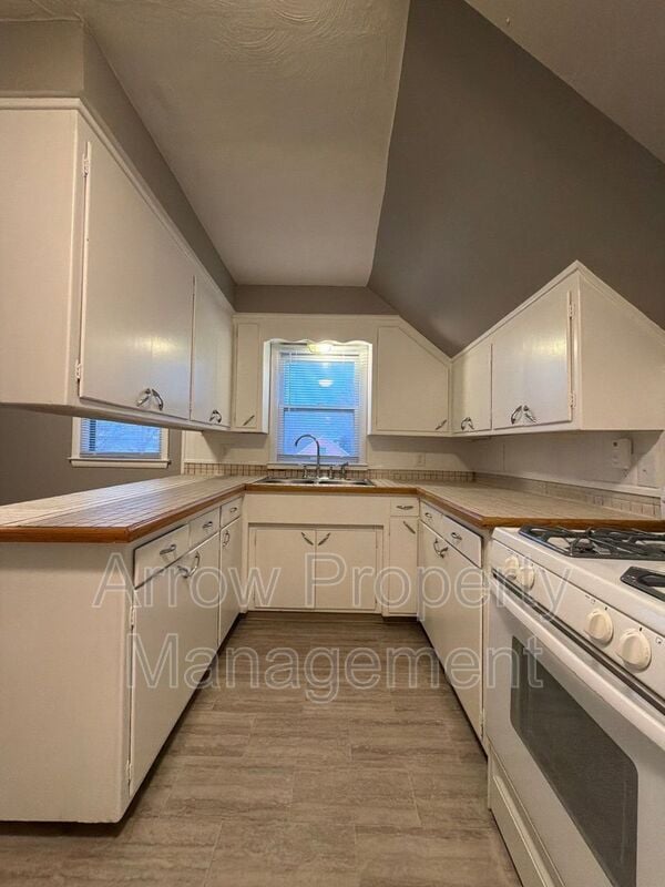 Photo - 1301 S 10th St Unit 2