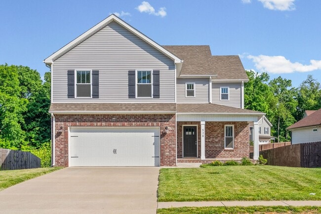 Building Photo - Pet Friendly Four Bedroom!