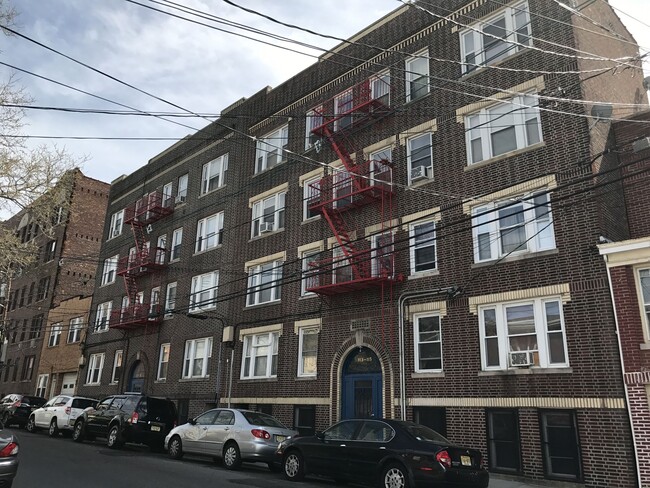 Photo - 109 67th Street