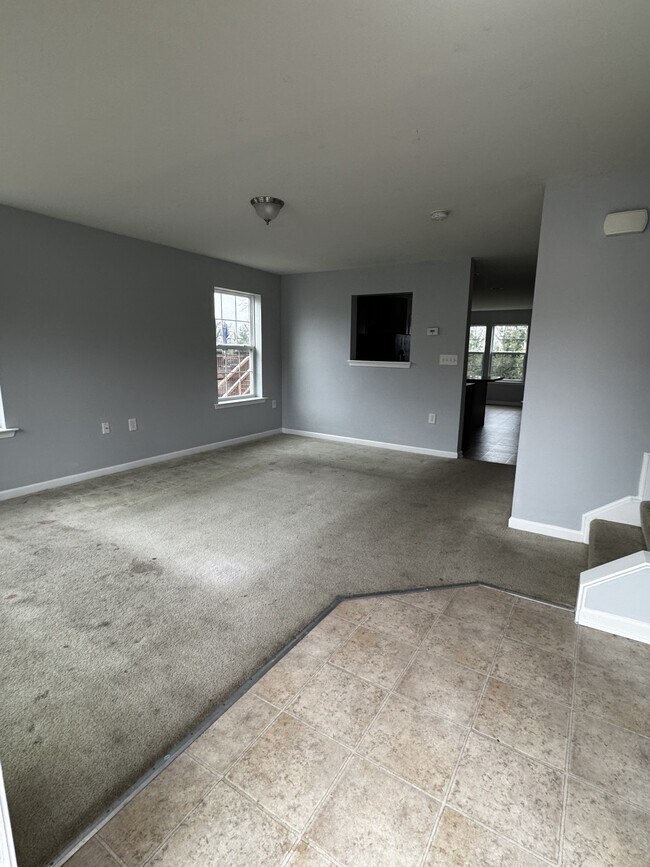 Photo - 113 Carnegie Links Dr