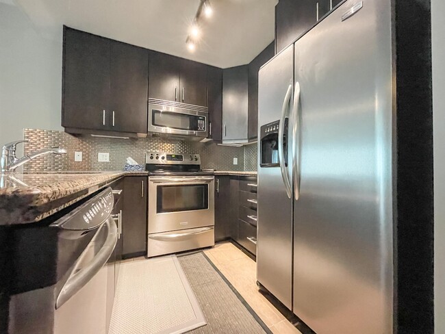 Photo - 210-215 15 Ave SE Unit 1603