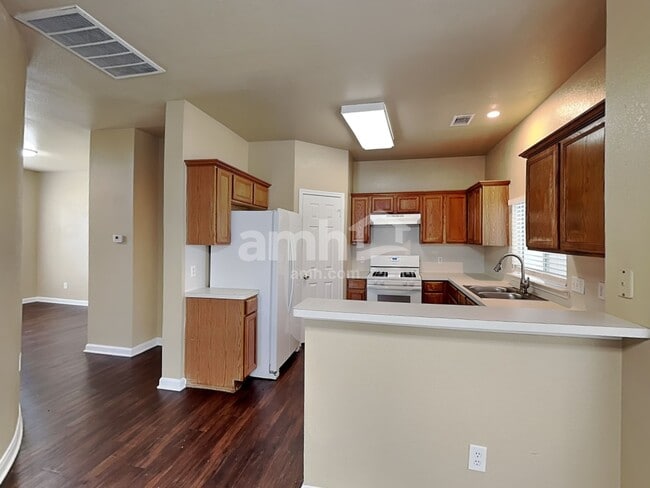 Photo - 3608 Cheyenne St