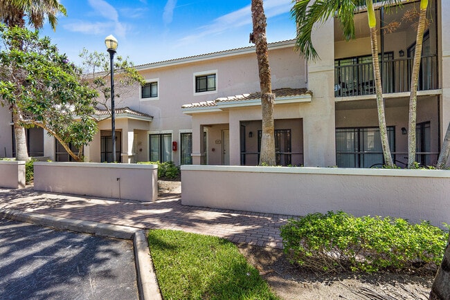 Photo - 2803 Sarento Pl