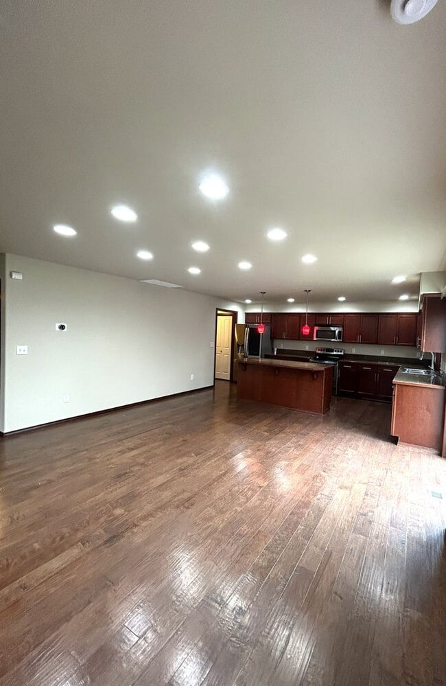 Photo - Spacious 4 bedroom 2.5 bath in Arlington with RV Parking
