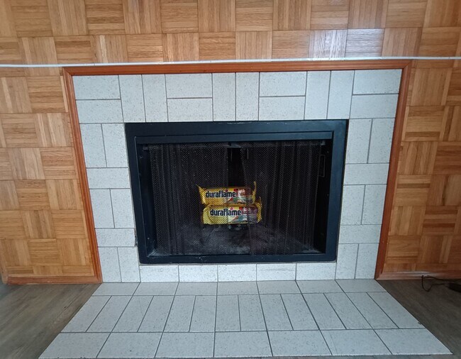 Photo - Centrally Located Town View Condo For Rent