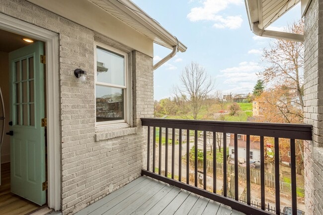 Photo - READY FOR MOVE IN! CHECK OUT THIS RENOVATE...