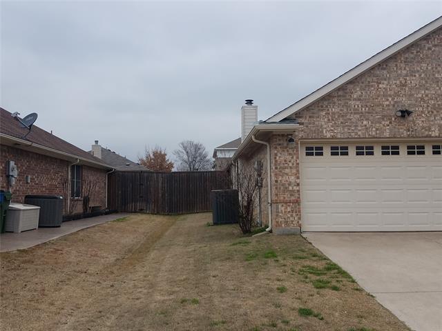 Photo - 305 Foreston Dr