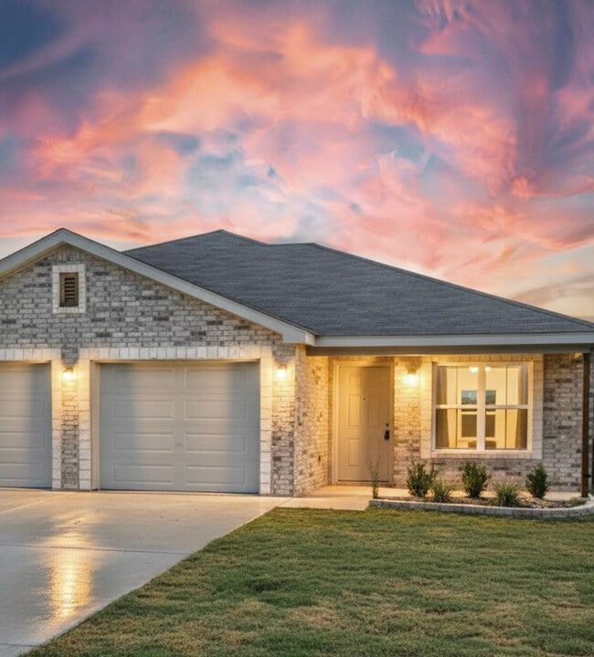 Building Photo - AVAILABLE SOON!