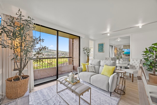 Photo - 320 Lili?uokalani Ave