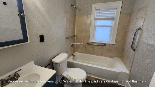 Photo - 2797 E 125th St